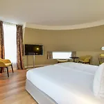 Xo Hotel