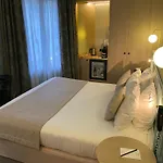 Xo 4* Paris